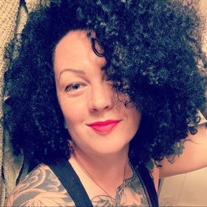 Meet your Posher, Shelley